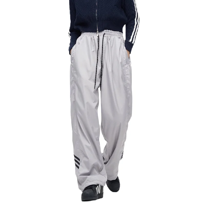 Faux Leather Women's Sweatpants in Black for an Edgy and Fashion - Forward StyleUrban Solid Straight Sweatpants