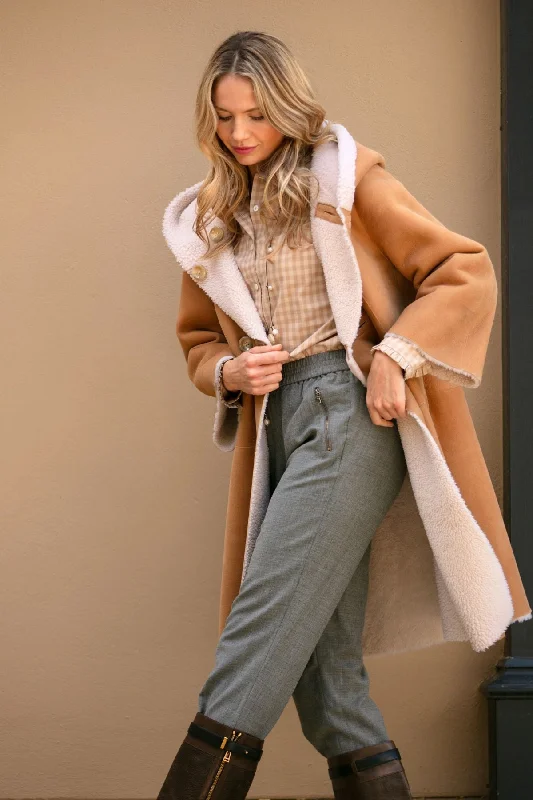 Women's faux fur coats in bright colors for a bold fashion statementBear Shearling Coat Women's faux fur coats in bright colors for a bold fashion statementBear Shearling Coat