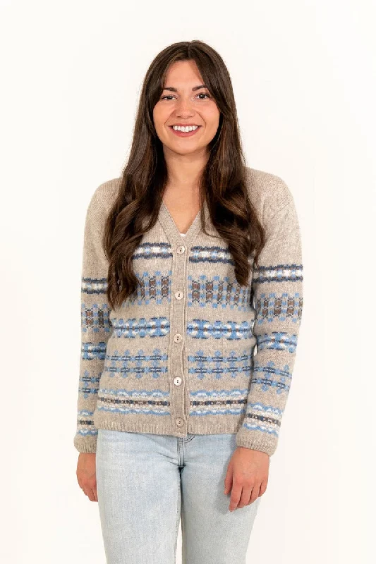 v neck women cardigan to elongate the necklineWomens Craigievar V-neck Fair isle Cardigan - Beige Blue v neck women cardigan to elongate the necklineWomens Craigievar V-neck Fair isle Cardigan - Beige Blue