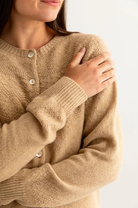 lightweight women cardigan for spring and fallWomens Geelong Superfine Lambswool Gansey Cardigan - Camel lightweight women cardigan for spring and fallWomens Geelong Superfine Lambswool Gansey Cardigan - Camel