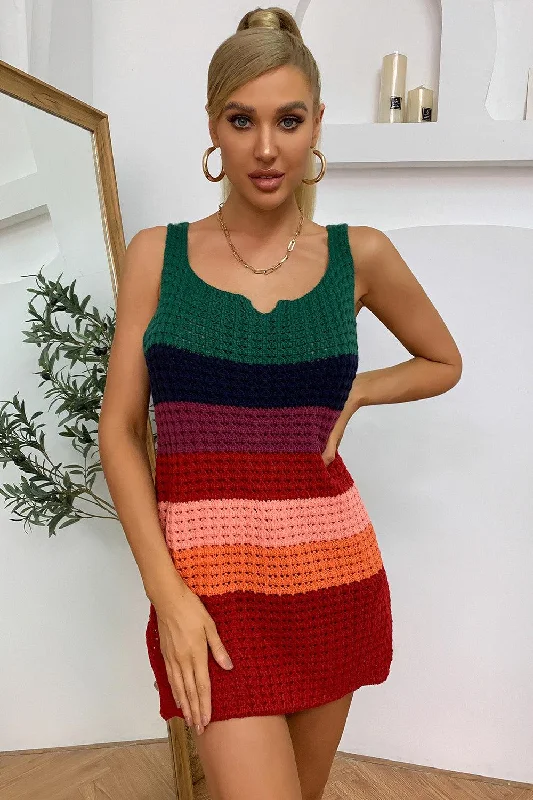 Wrap - Style Women's Lambswool Sweater Dresses in Elegant ShadesColor Block Notched Neck Slit Sweater Dress Wrap - Style Women's Lambswool Sweater Dresses in Elegant ShadesColor Block Notched Neck Slit Sweater Dress
