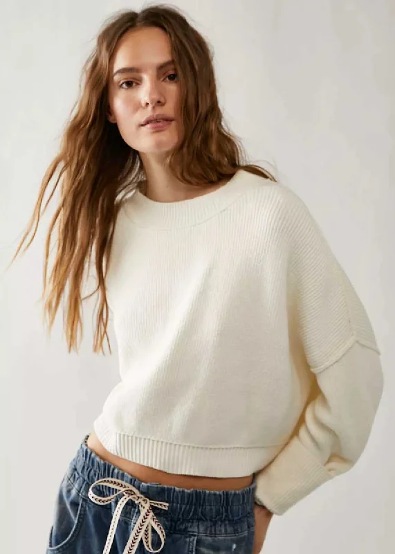 Button - Front Women's Pullovers in a Vintage - Inspired DesignEasy Street Crop Pullover - Moonglow Button - Front Women's Pullovers in a Vintage - Inspired DesignEasy Street Crop Pullover - Moonglow