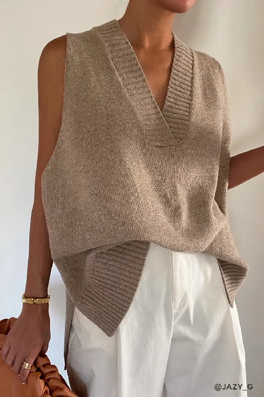 Leather - Trimmed Women's Denim Vests in a Western StyleLyla Oversized Knit Vest
