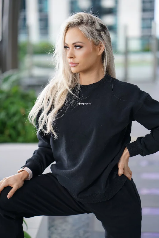 Women's Ribbed Bodycon Sweater in Red for a Sexy and Figure - Hugging LookWomens Oversized Sweater - Black Women's Ribbed Bodycon Sweater in Red for a Sexy and Figure - Hugging LookWomens Oversized Sweater - Black