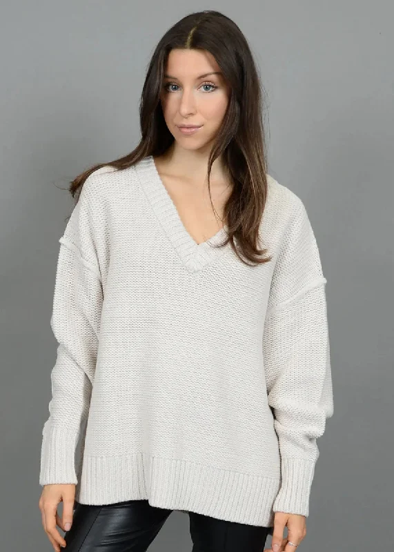 Women's High - Low Hem Pullovers in a Contemporary DesignZvona V-Neck Pullover - Pearl Essence Women's High - Low Hem Pullovers in a Contemporary DesignZvona V-Neck Pullover - Pearl Essence