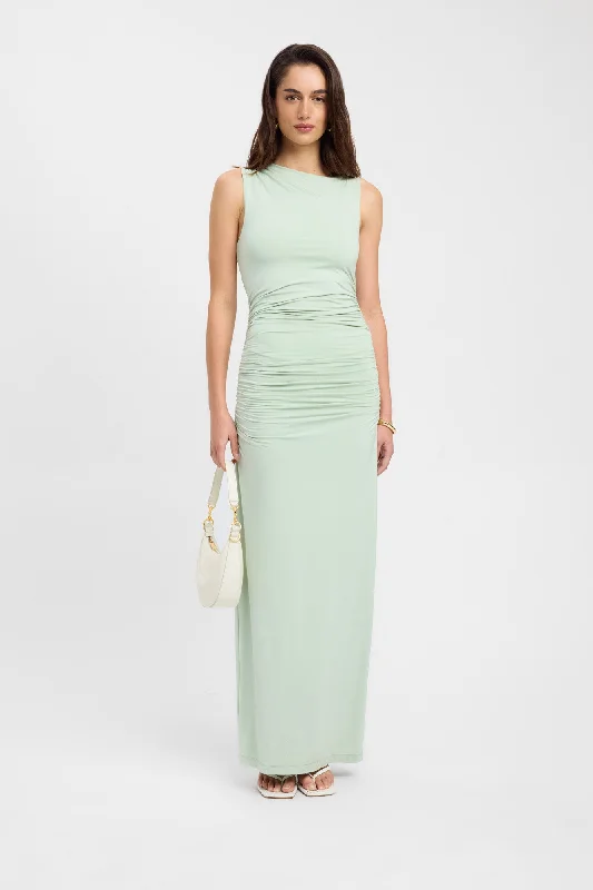 Ball Gown Women Dress with a Full Skirt for a Princess - like LookAlannah Maxi Dress Ball Gown Women Dress with a Full Skirt for a Princess - like LookAlannah Maxi Dress