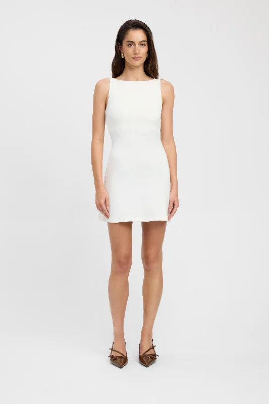 Plus Size Women Dress with a Flattering A - Line Cut for Comfort and StyleCarrie Mini Dress Plus Size Women Dress with a Flattering A - Line Cut for Comfort and StyleCarrie Mini Dress