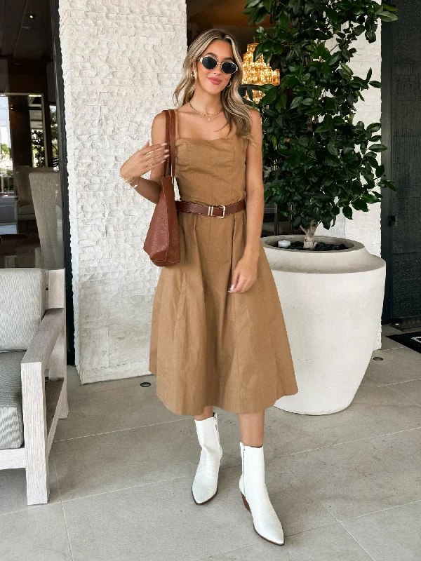 Ruffled Women Dress with Multiple Layers for a Playful and Girly StyleGolden Hour Midi Dress Ruffled Women Dress with Multiple Layers for a Playful and Girly StyleGolden Hour Midi Dress