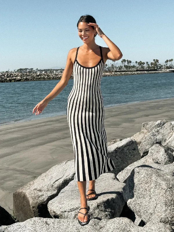 Ruffled Women Dress with Multiple Layers for a Playful and Girly StyleBlair Stripe Knit Midi Dress Ruffled Women Dress with Multiple Layers for a Playful and Girly StyleBlair Stripe Knit Midi Dress