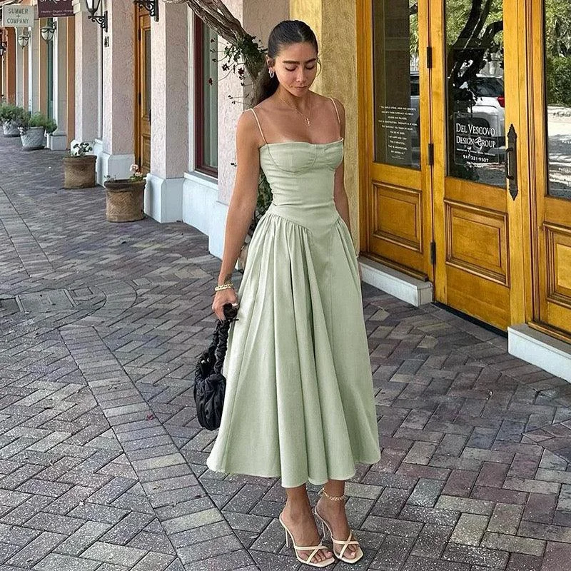 Sleeveless Women Dress in Bright Colors for Summer Parties Sleeveless Women Dress in Bright Colors for Summer Parties Agastha Midi Vintage Retro Dress
