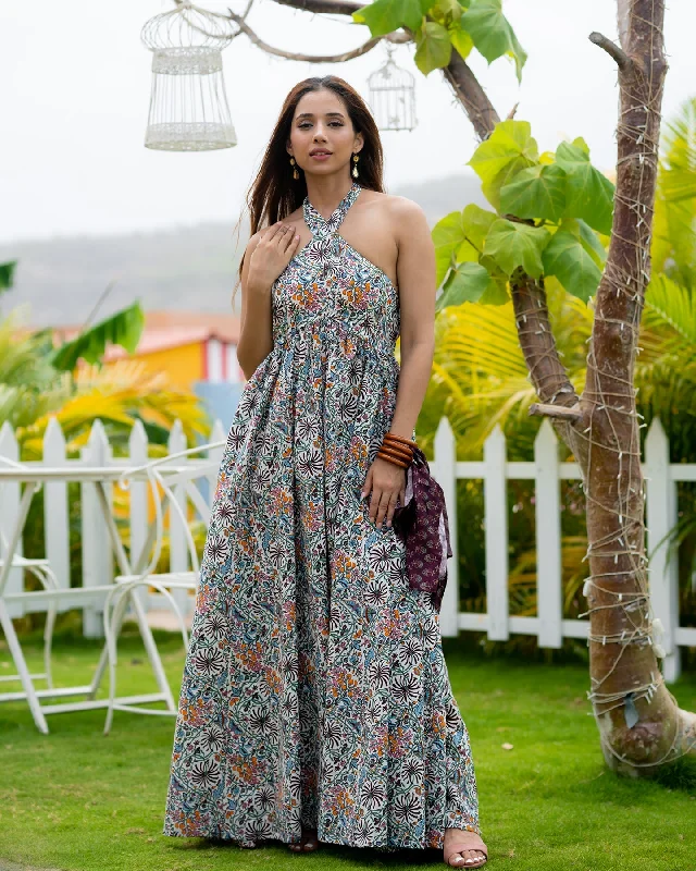 Mini Women Dress with a Short Hem for a Young and Trendy Style Mini Women Dress with a Short Hem for a Young and Trendy Style Allora Maxi Dress