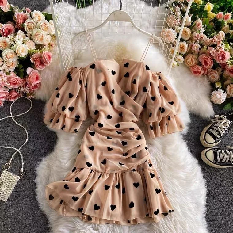 Pleated Women Dress with a Timeless and Elegant Texture Pleated Women Dress with a Timeless and Elegant Texture Bauble Hearts Summer Dress Pleated Women Dress with a Timeless and Elegant Texture Pleated Women Dress with a Timeless and Elegant Texture Bauble Hearts Summer Dress