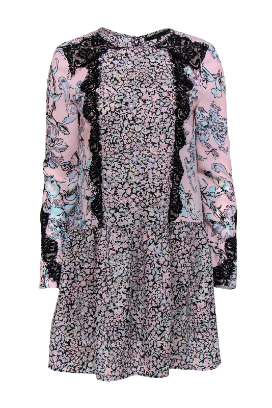 Halter Neck Women Dress to Show Off the Shoulders and Neckline Halter Neck Women Dress to Show Off the Shoulders and Neckline BCBG Max Azria - Pink, Blue & Black Floral Print Drop Waist "Bryanne" Dress Sz XS Halter Neck Women Dress to Show Off the Shoulders and Neckline Halter Neck Women Dress to Show Off the Shoulders and Neckline BCBG Max Azria - Pink, Blue & Black Floral Print Drop Waist "Bryanne" Dress Sz XS