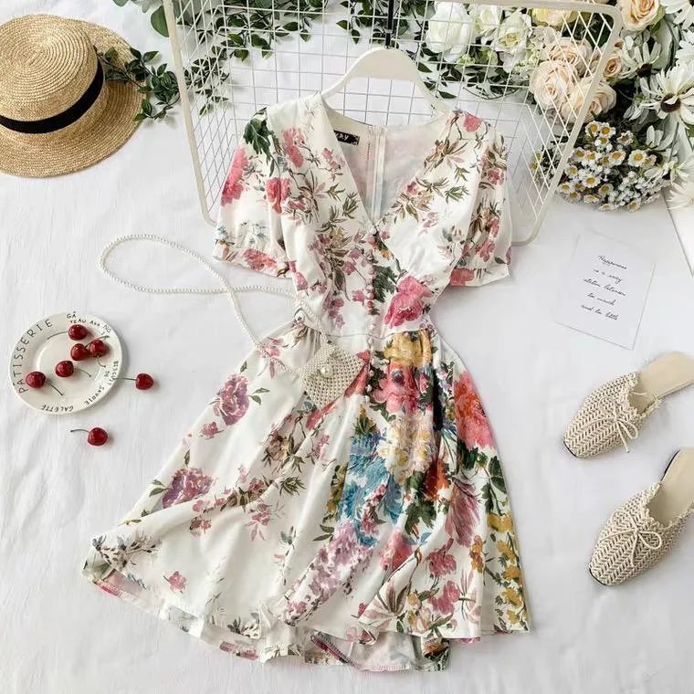Ruffled Women Dress with Multiple Layers for a Playful and Girly Style Ruffled Women Dress with Multiple Layers for a Playful and Girly Style Celac Floral Dress