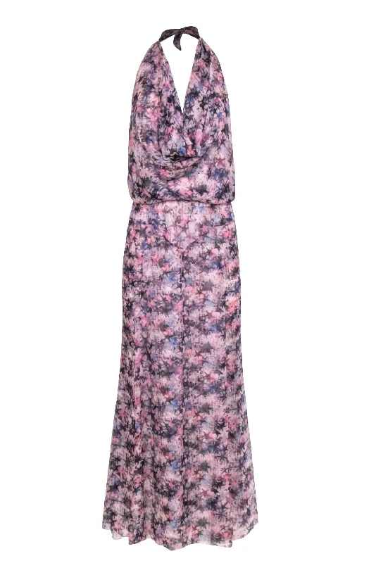 Pleated Women Dress with a Timeless and Elegant Texture Pleated Women Dress with a Timeless and Elegant Texture Chanel - Pink, Black & Navy Star Print Tiered Maxi Halter Dress Sz 2 Pleated Women Dress with a Timeless and Elegant Texture Pleated Women Dress with a Timeless and Elegant Texture Chanel - Pink, Black & Navy Star Print Tiered Maxi Halter Dress Sz 2