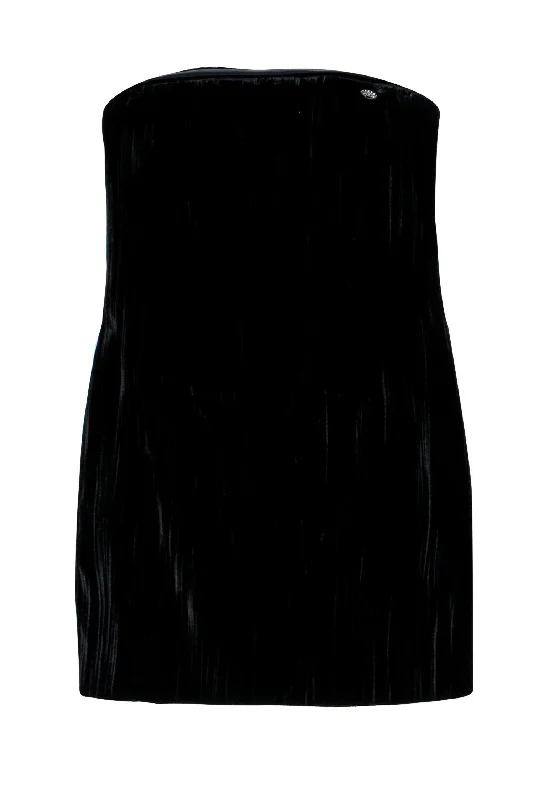 Plus Size Women Dress with a Flattering A - Line Cut for Comfort and Style Plus Size Women Dress with a Flattering A - Line Cut for Comfort and Style Chanel - Black Fitted Textured Velvet Strapless Mini Dress Sz 6 Plus Size Women Dress with a Flattering A - Line Cut for Comfort and Style Plus Size Women Dress with a Flattering A - Line Cut for Comfort and Style Chanel - Black Fitted Textured Velvet Strapless Mini Dress Sz 6