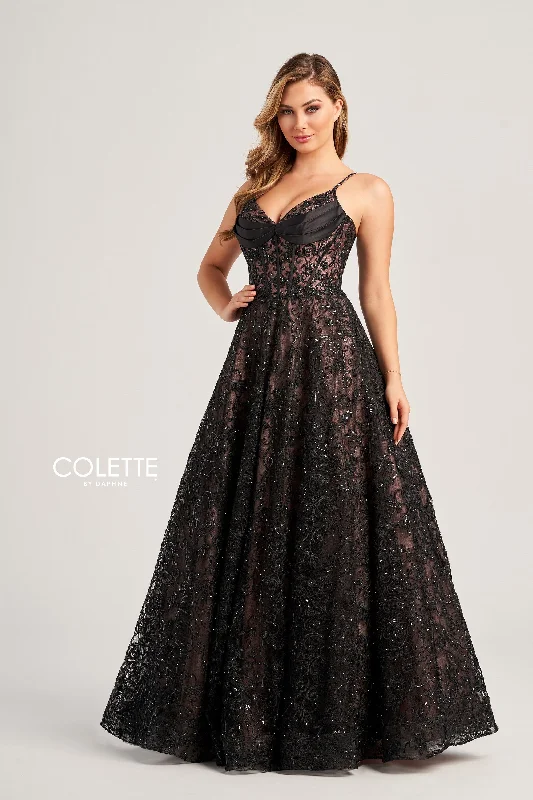 Mini Women Dress with a Short Hem for a Young and Trendy Style Mini Women Dress with a Short Hem for a Young and Trendy Style Colette CL5131
