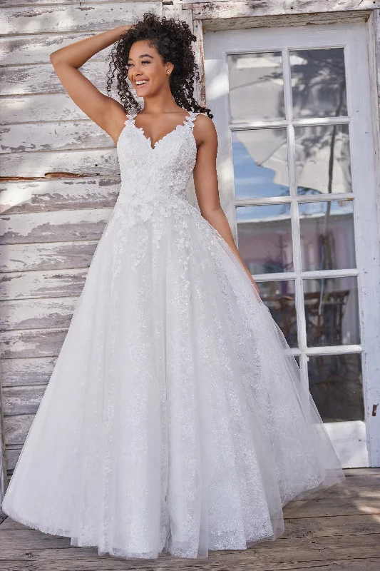 Ball Gown Women Dress with a Full Skirt for a Princess - like Look Ball Gown Women Dress with a Full Skirt for a Princess - like Look Colette CL5157 Ball Gown Women Dress with a Full Skirt for a Princess - like Look Ball Gown Women Dress with a Full Skirt for a Princess - like Look Colette CL5157
