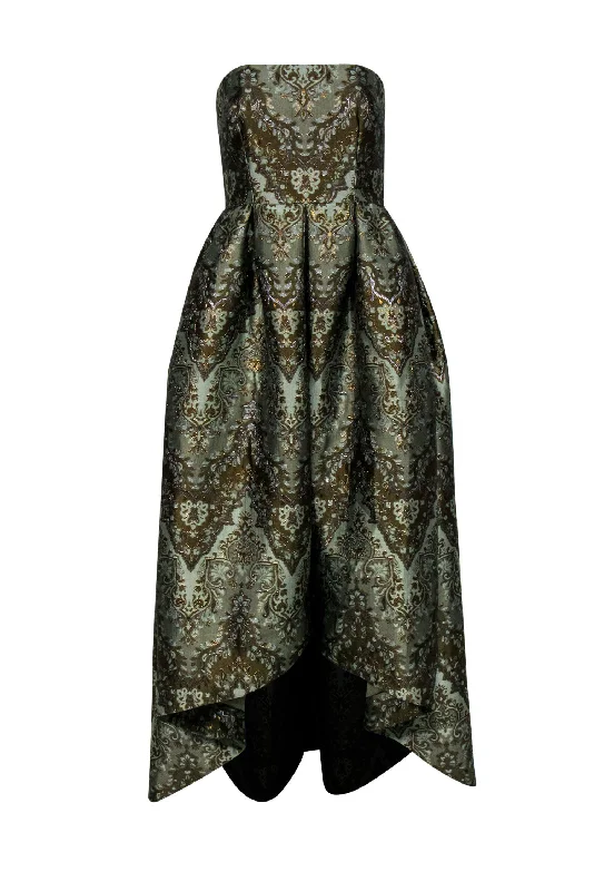 Sleeveless Women Dress in Bright Colors for Summer Parties Sleeveless Women Dress in Bright Colors for Summer Parties Cynthia Rowley - Green Metallic Brocade Print Strapless High-Low Gown Sz 4