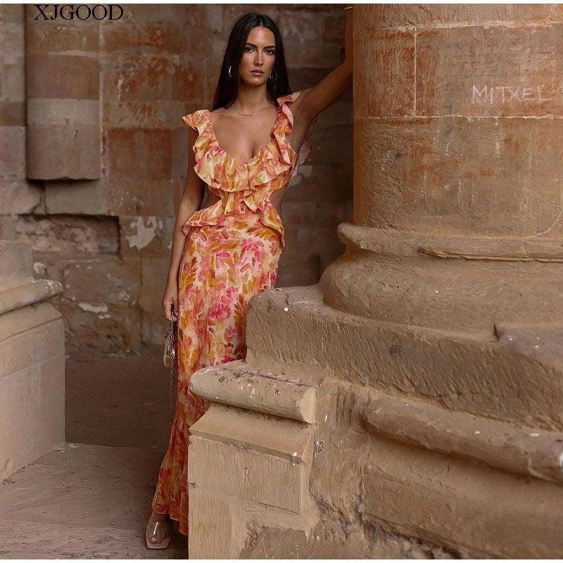 Printed Abstract Women Dress for a Modern and Artistic Appeal Printed Abstract Women Dress for a Modern and Artistic Appeal Diaz Floral Ruffled Maxi Dress