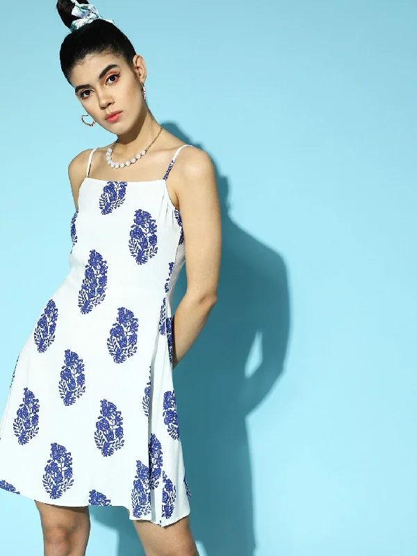 Long - Sleeve Women Dress in Velvet for a Luxurious Winter Look Long - Sleeve Women Dress in Velvet for a Luxurious Winter Look Berrylush Women White & Blue Paisley Printed Square Neck Sleeveless Cotton Fit & Flare Mini Dress Long - Sleeve Women Dress in Velvet for a Luxurious Winter Look Long - Sleeve Women Dress in Velvet for a Luxurious Winter Look Berrylush Women White & Blue Paisley Printed Square Neck Sleeveless Cotton Fit & Flare Mini Dress