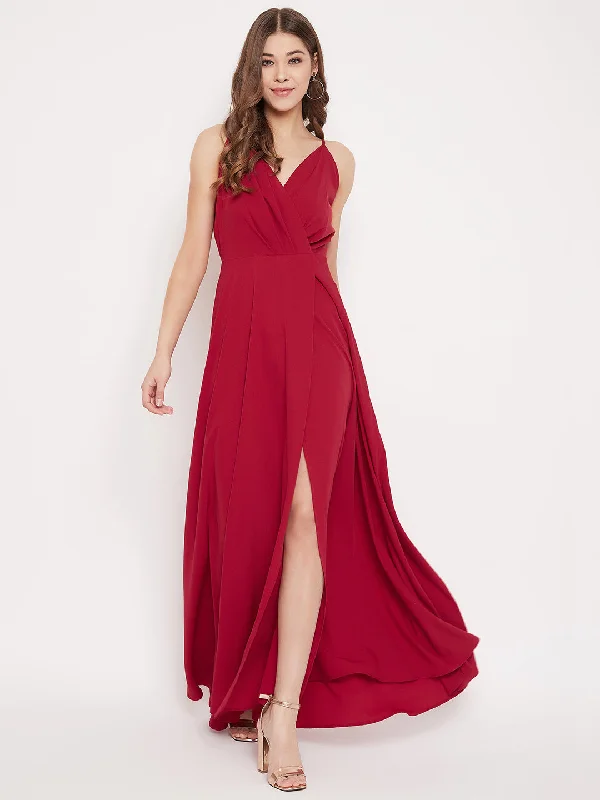 Plus Size Women Dress with a Flattering A - Line Cut for Comfort and Style Plus Size Women Dress with a Flattering A - Line Cut for Comfort and Style Berrylush Women Solid Red V-Neck Flared Maxi Dress