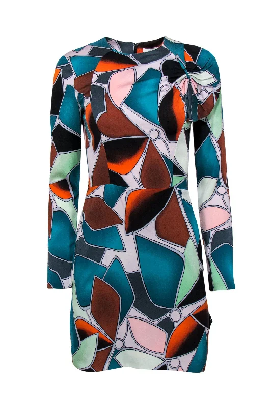 Backless Women Dress for a Sexy and Alluring Look at Evening Events Backless Women Dress for a Sexy and Alluring Look at Evening Events Diane von Furstenberg - Teal, Orange & White Printed Bow Dress Sz 2 Backless Women Dress for a Sexy and Alluring Look at Evening Events Backless Women Dress for a Sexy and Alluring Look at Evening Events Diane von Furstenberg - Teal, Orange & White Printed Bow Dress Sz 2