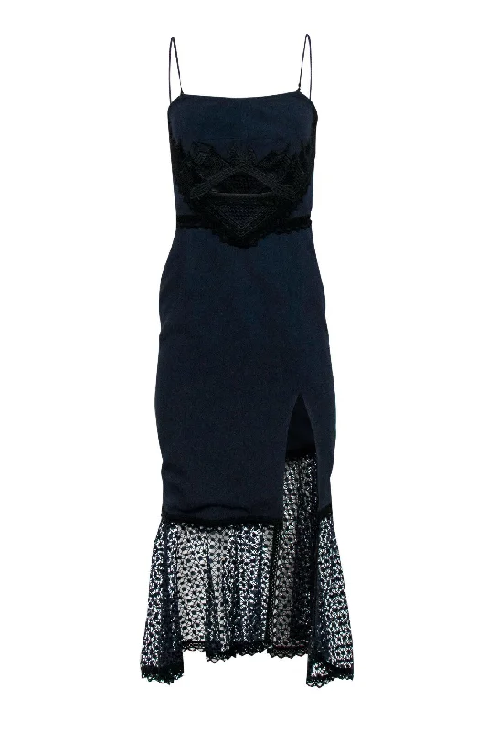 Off - the - Shoulder Women Dress for a Romantic and Feminine Look Off - the - Shoulder Women Dress for a Romantic and Feminine Look Jonathan Simkhai - Navy Strapless Mermaid Gown w/ Black Lace Trim Sz 4