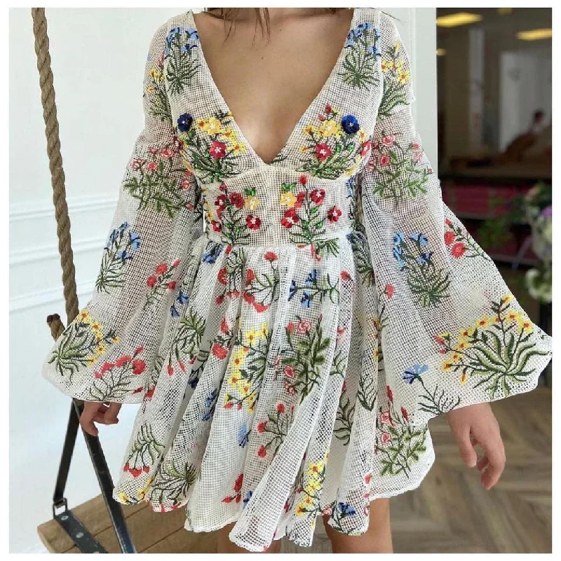Sleeveless Women Dress in Bright Colors for Summer Parties Sleeveless Women Dress in Bright Colors for Summer Parties Lisba Luxury Embroidered Dress Sleeveless Women Dress in Bright Colors for Summer Parties Sleeveless Women Dress in Bright Colors for Summer Parties Lisba Luxury Embroidered Dress