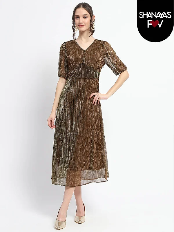 Lace - Embellished Women Dress for an Elegant and Sophisticated Appearance Lace - Embellished Women Dress for an Elegant and Sophisticated Appearance Madame Shimmery Corset Detailed Puff Sleeved Golden Midi Dress