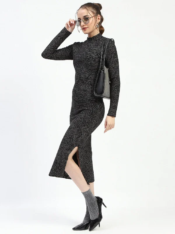 Halter Neck Women Dress to Show Off the Shoulders and Neckline Halter Neck Women Dress to Show Off the Shoulders and Neckline Madame Black Textured Bodycon Dress with Long Sleeves