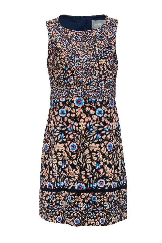 Wrap - Style Women Dress with Adjustable Fit for All Body Types Wrap - Style Women Dress with Adjustable Fit for All Body Types Maeve - Navy Floral "Marin" A-Line Dress Sz 6 Wrap - Style Women Dress with Adjustable Fit for All Body Types Wrap - Style Women Dress with Adjustable Fit for All Body Types Maeve - Navy Floral "Marin" A-Line Dress Sz 6