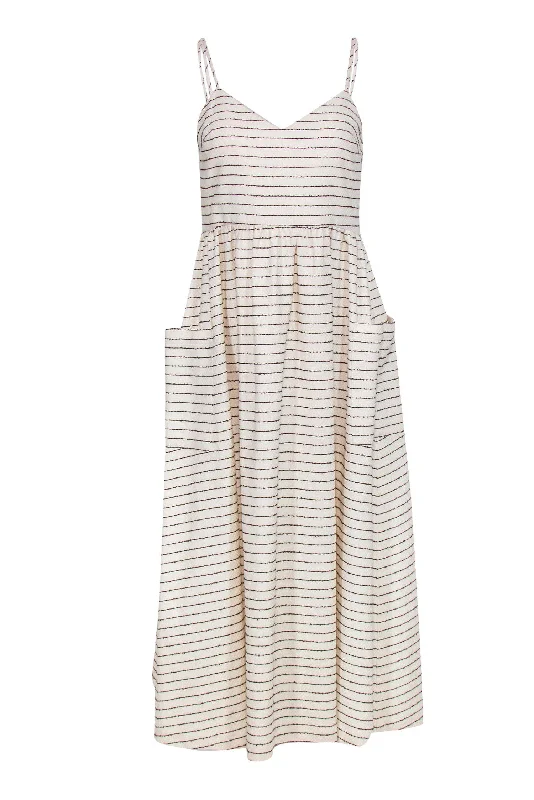 Pleated Women Dress with a Timeless and Elegant Texture Pleated Women Dress with a Timeless and Elegant Texture Mara Hoffman - White & Black Striped Textured Sleeveless Midi Dress Sz 2