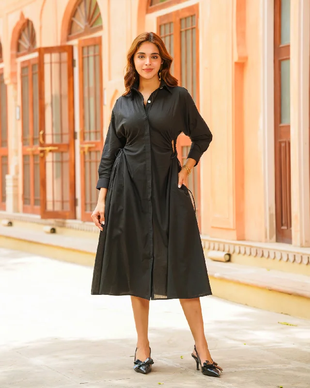 Halter Neck Women Dress to Show Off the Shoulders and Neckline Halter Neck Women Dress to Show Off the Shoulders and Neckline Midnight Black Solid Maxi Dress
