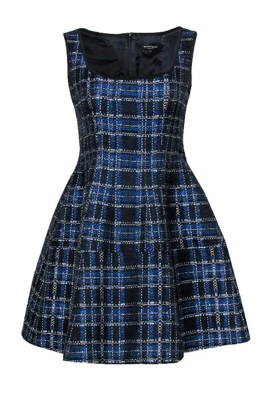Mermaid - Style Women Dress with a Fitted Silhouette for Special Occasions Mermaid - Style Women Dress with a Fitted Silhouette for Special Occasions Nanette Lepore - Blue & Black Tweed Scoop Neck Flared Dress Sz 4