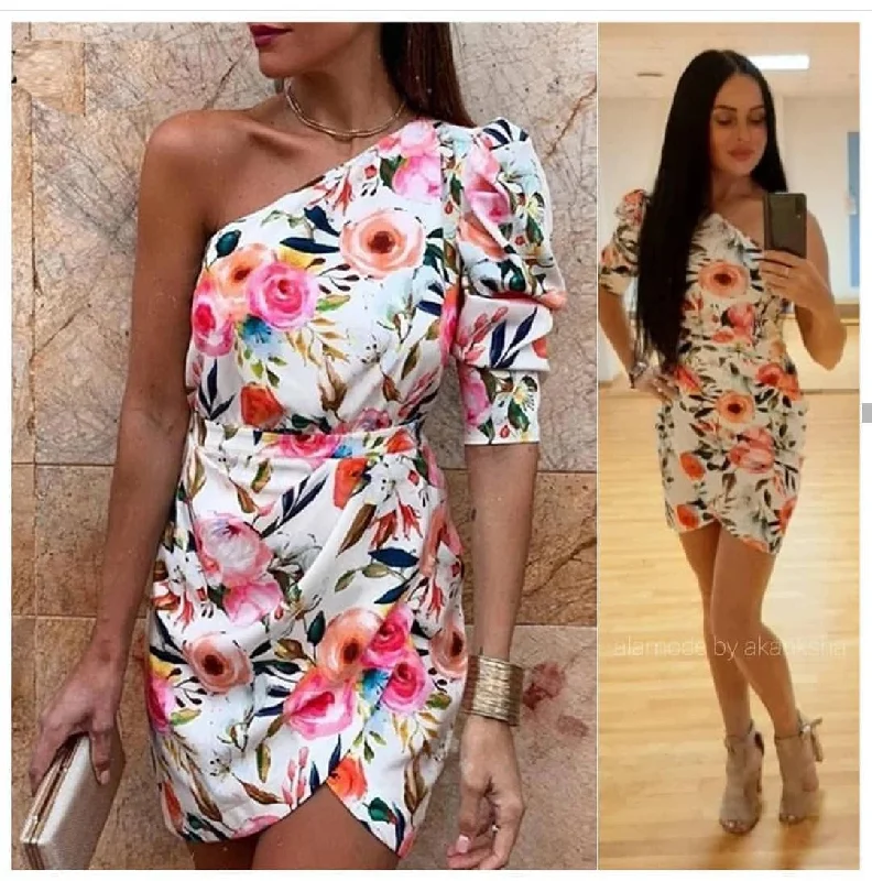Wrap - Style Women Dress with Adjustable Fit for All Body Types Wrap - Style Women Dress with Adjustable Fit for All Body Types Crenza Floral Dress Wrap - Style Women Dress with Adjustable Fit for All Body Types Wrap - Style Women Dress with Adjustable Fit for All Body Types Crenza Floral Dress