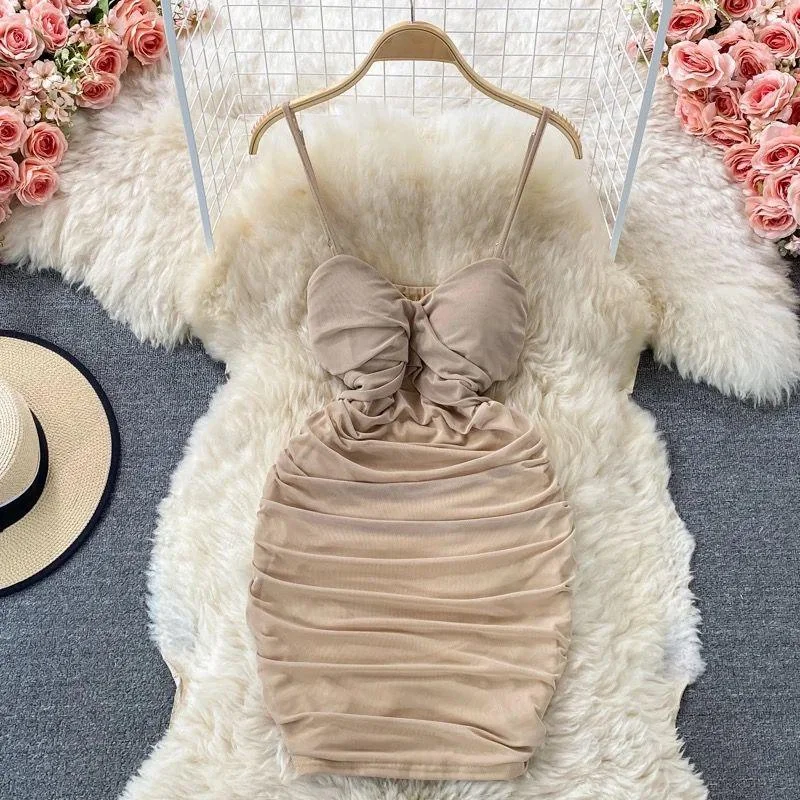Halter Neck Women Dress to Show Off the Shoulders and Neckline Halter Neck Women Dress to Show Off the Shoulders and Neckline Paislee Bodycon Mesh Dress Halter Neck Women Dress to Show Off the Shoulders and Neckline Halter Neck Women Dress to Show Off the Shoulders and Neckline Paislee Bodycon Mesh Dress
