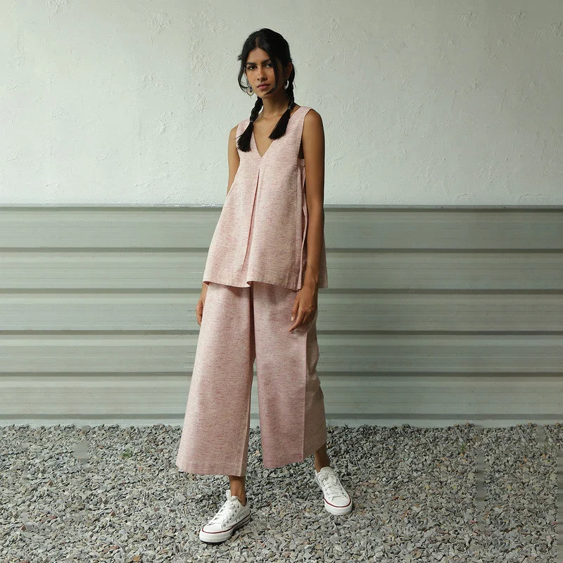 Pleated Women Dress with a Timeless and Elegant Texture Pleated Women Dress with a Timeless and Elegant Texture Cotton Flared Pants for Women | Rasberry Pleated Women Dress with a Timeless and Elegant Texture Pleated Women Dress with a Timeless and Elegant Texture Cotton Flared Pants for Women | Rasberry