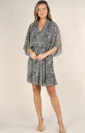 Empire Waist Women Dress to Accentuate the Bust and Conceal the Waist Empire Waist Women Dress to Accentuate the Bust and Conceal the Waist Patterned Kimono Sleeve Dress Empire Waist Women Dress to Accentuate the Bust and Conceal the Waist Empire Waist Women Dress to Accentuate the Bust and Conceal the Waist Patterned Kimono Sleeve Dress
