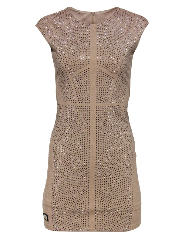 Plus Size Women Dress with a Flattering A - Line Cut for Comfort and Style Plus Size Women Dress with a Flattering A - Line Cut for Comfort and Style Philipp Plein - Tan Cap Sleeve Sheath Dress w/ Rhinestones Sz M