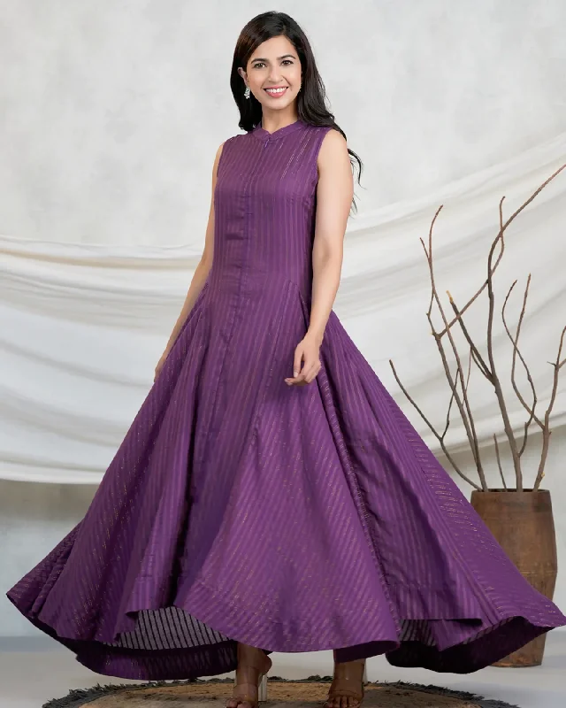 Little Black Women Dress with Sequins for a Glamorous Night Out Little Black Women Dress with Sequins for a Glamorous Night Out Purple Lurex Maxi Dress