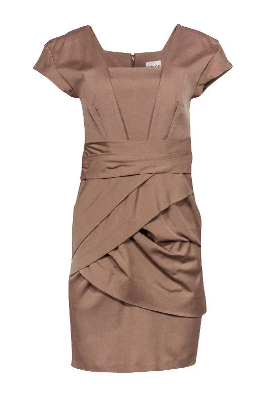 Lace - Embellished Women Dress for an Elegant and Sophisticated Appearance Lace - Embellished Women Dress for an Elegant and Sophisticated Appearance Reiss - Beige Ruched & Draped Sheath Dress Sz 6 Lace - Embellished Women Dress for an Elegant and Sophisticated Appearance Lace - Embellished Women Dress for an Elegant and Sophisticated Appearance Reiss - Beige Ruched & Draped Sheath Dress Sz 6