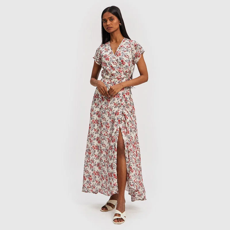 Ball Gown Women Dress with a Full Skirt for a Princess - like Look Ball Gown Women Dress with a Full Skirt for a Princess - like Look Poplin Maxi Wrap Dress | Floral Print | White & Red Ball Gown Women Dress with a Full Skirt for a Princess - like Look Ball Gown Women Dress with a Full Skirt for a Princess - like Look Poplin Maxi Wrap Dress | Floral Print | White & Red