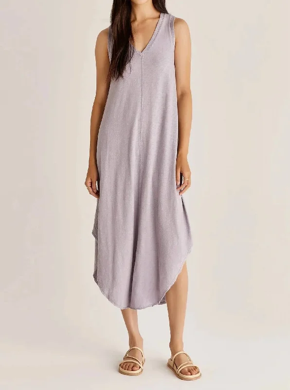 Shift Women Dress with a Simple and Classic Design for Everyday Wear Shift Women Dress with a Simple and Classic Design for Everyday Wear Reverie Midi Dress In Lavender Shift Women Dress with a Simple and Classic Design for Everyday Wear Shift Women Dress with a Simple and Classic Design for Everyday Wear Reverie Midi Dress In Lavender