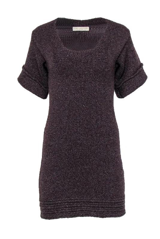 Printed Abstract Women Dress for a Modern and Artistic Appeal Printed Abstract Women Dress for a Modern and Artistic Appeal Stella McCartney - Maroon Knit Short Sleeve Sweater Dress Sz 2 Printed Abstract Women Dress for a Modern and Artistic Appeal Printed Abstract Women Dress for a Modern and Artistic Appeal Stella McCartney - Maroon Knit Short Sleeve Sweater Dress Sz 2