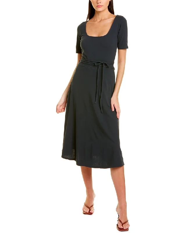 Maxi Women Dress with Floral Print for a Bohemian Vibe Maxi Women Dress with Floral Print for a Bohemian Vibe Vince Square Neck Midi Dress Maxi Women Dress with Floral Print for a Bohemian Vibe Maxi Women Dress with Floral Print for a Bohemian Vibe Vince Square Neck Midi Dress