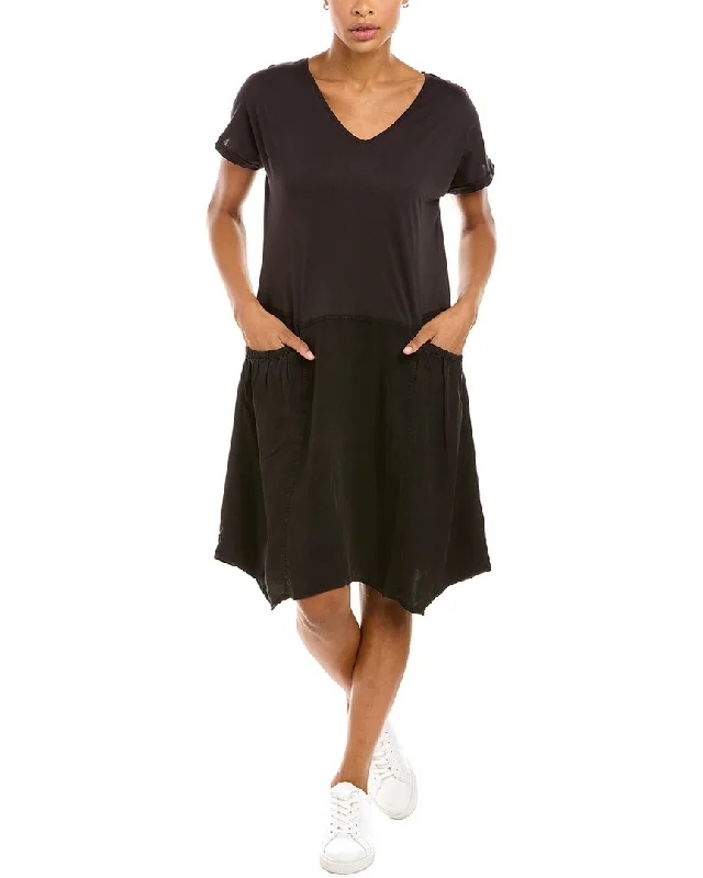 Sleeveless Women Dress in Bright Colors for Summer Parties Sleeveless Women Dress in Bright Colors for Summer Parties XCVI Graciela T-Shirt Dress