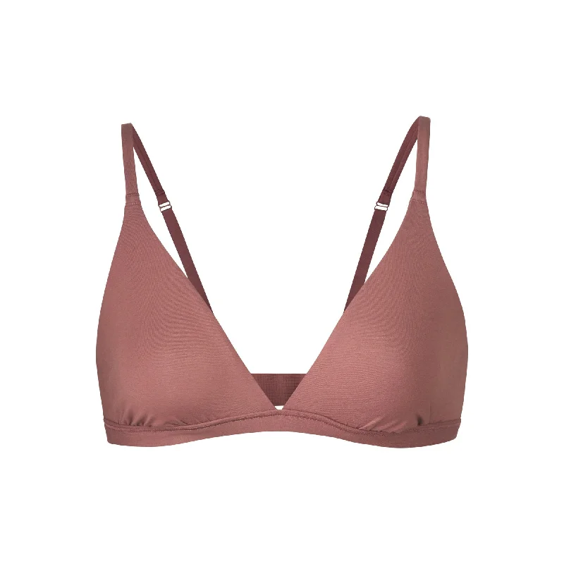 moisture wicking convertible bras Back - closure bras with traditional hook - and - eye fastenings BODY BASICS TRIANGLE BRALETTE | GARNET moisture wicking convertible bras Back - closure bras with traditional hook - and - eye fastenings BODY BASICS TRIANGLE BRALETTE | GARNET